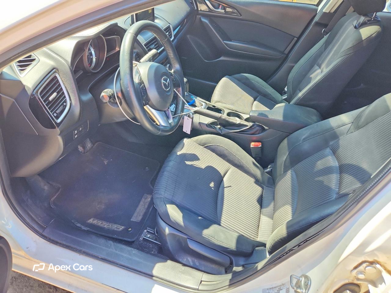 Mazda 3 2015