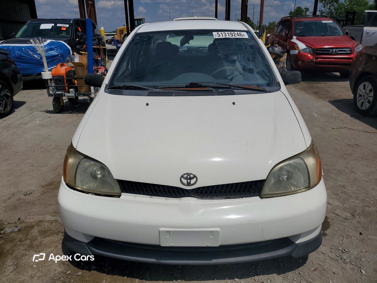 Toyota Echo 2000