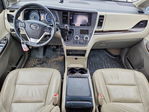 Toyota Sienna 2015
