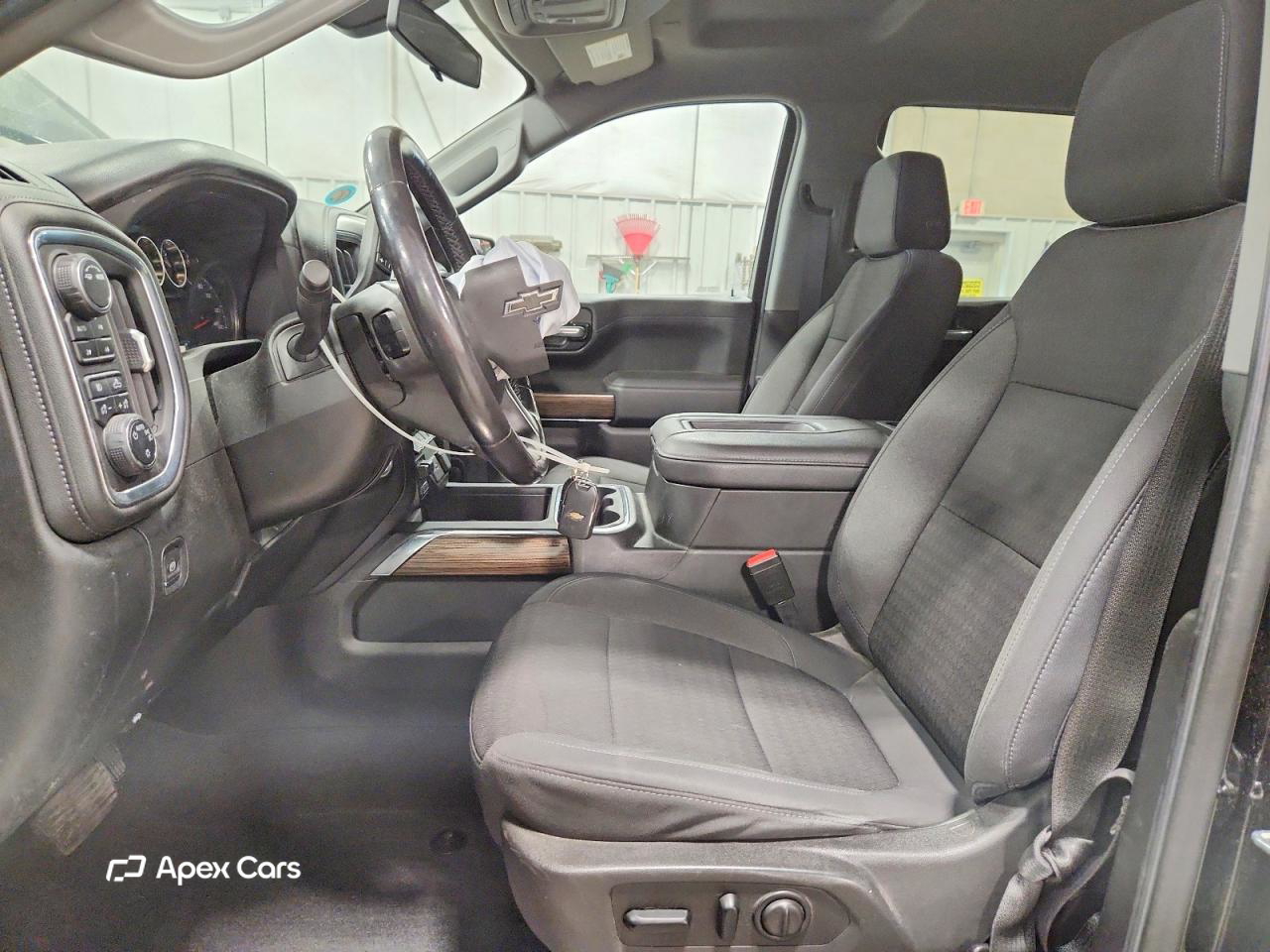 Chevrolet Silverado 2021