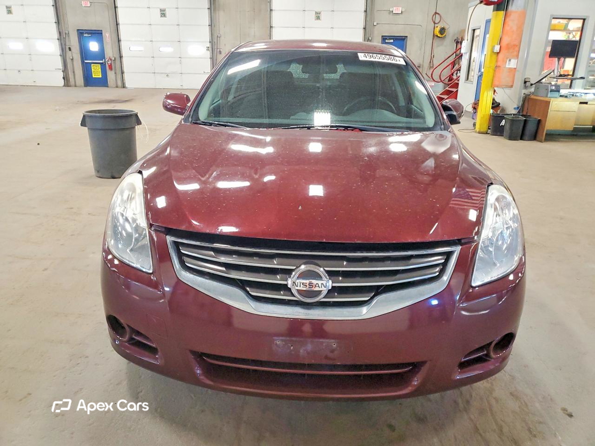 Nissan Altima 2011