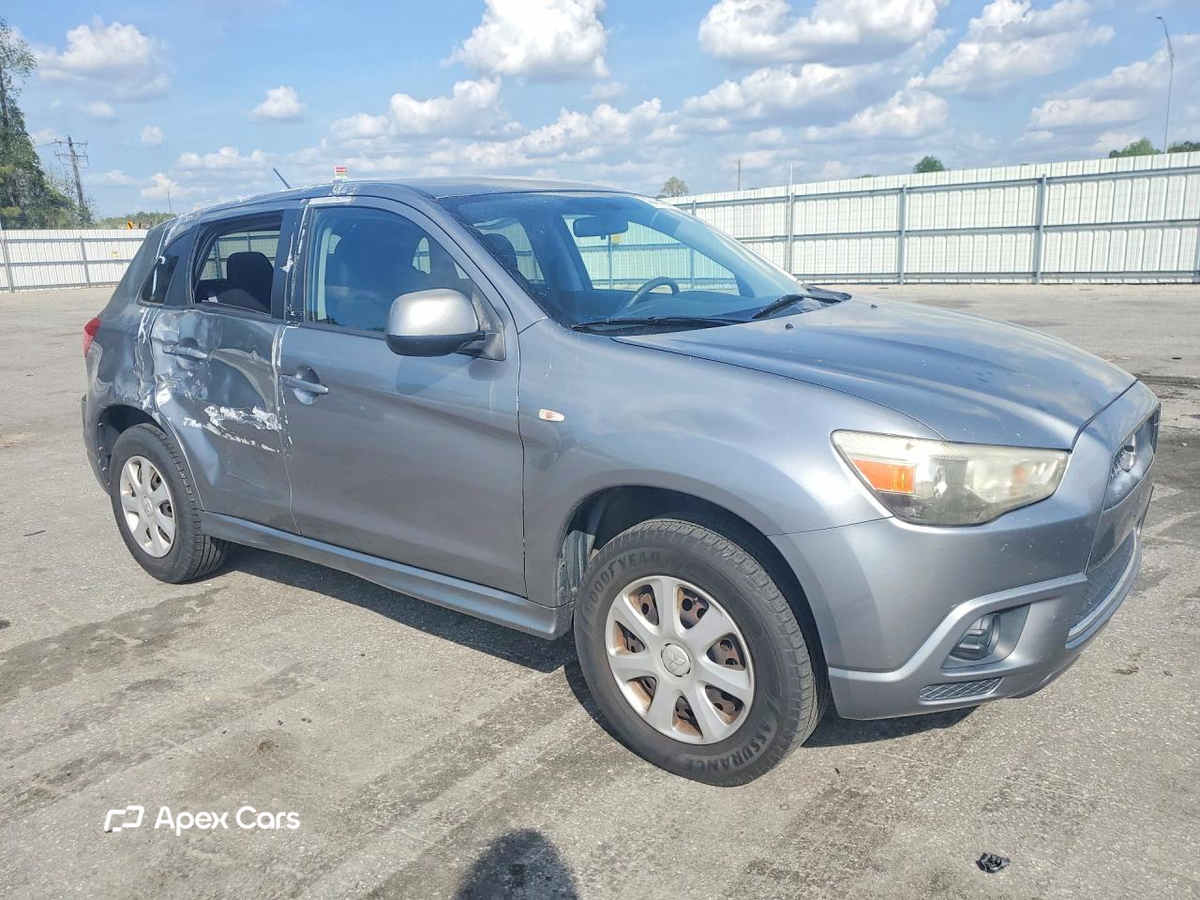 Mitsubishi Outlander 2012