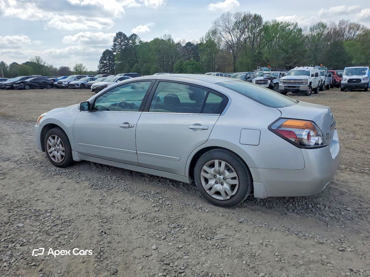 Nissan Altima 2011