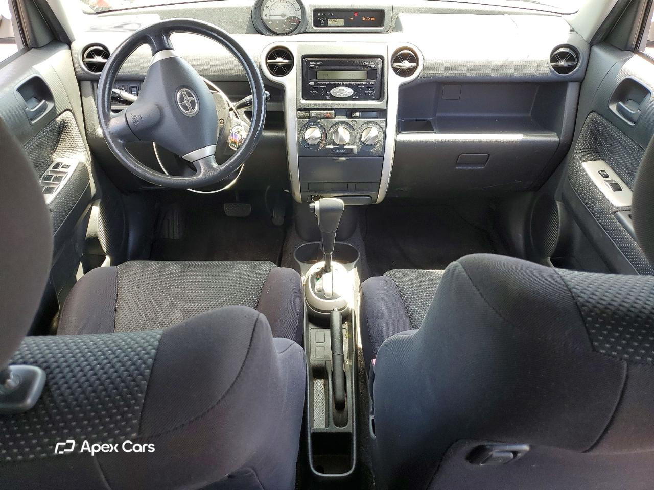 Toyota  2005