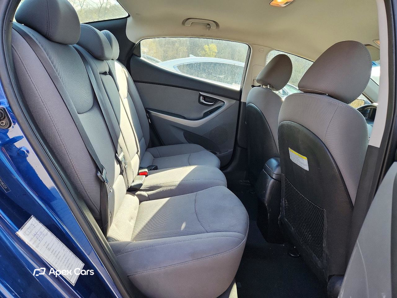 Hyundai Elantra 2015