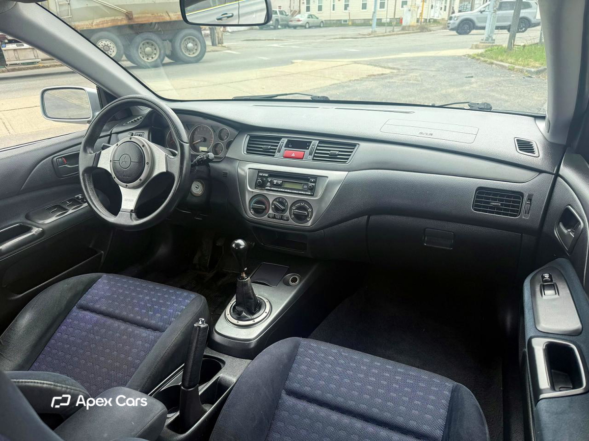 Mitsubishi Lancer Evolution 2005