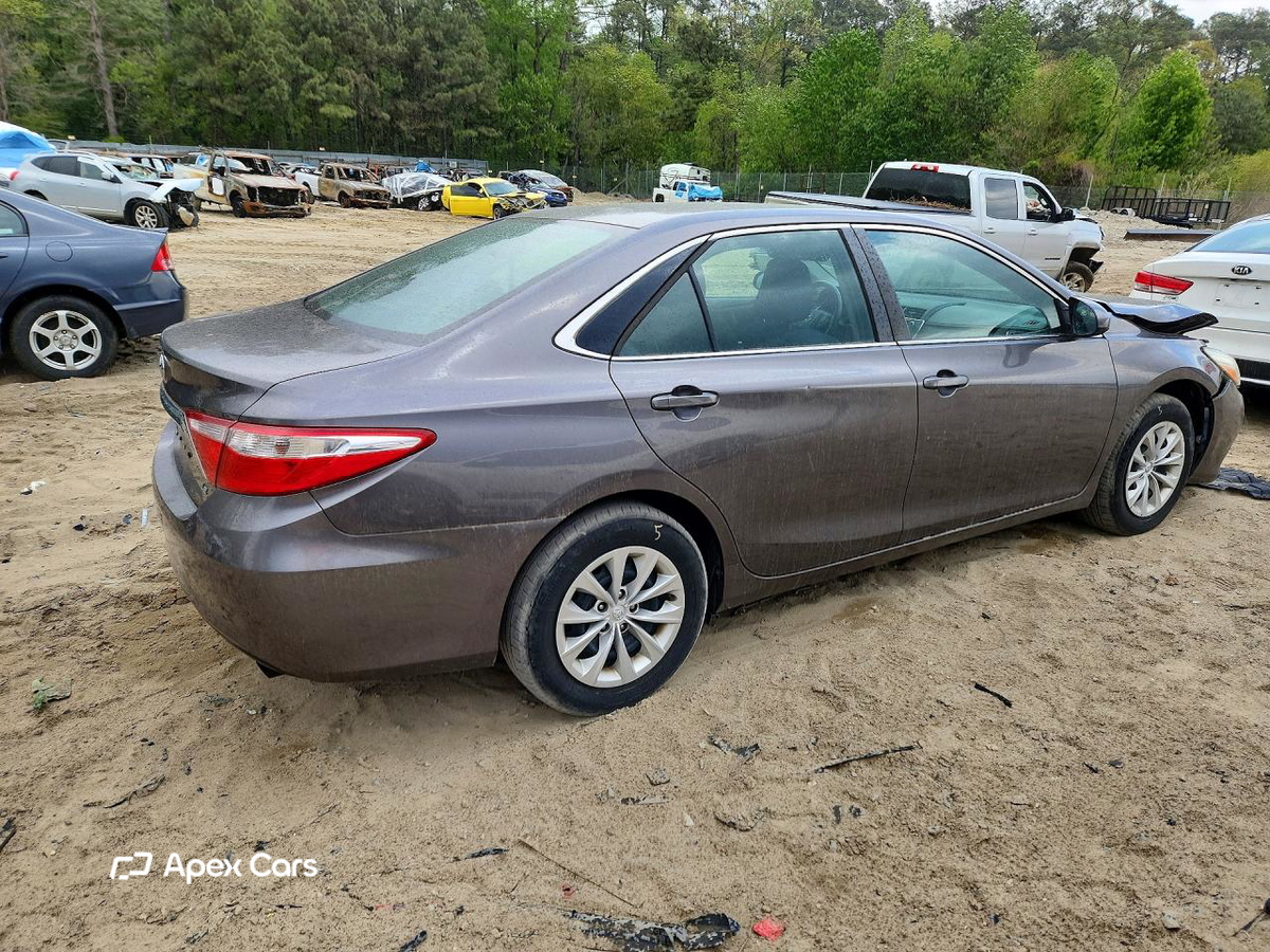 Toyota Camry 2016