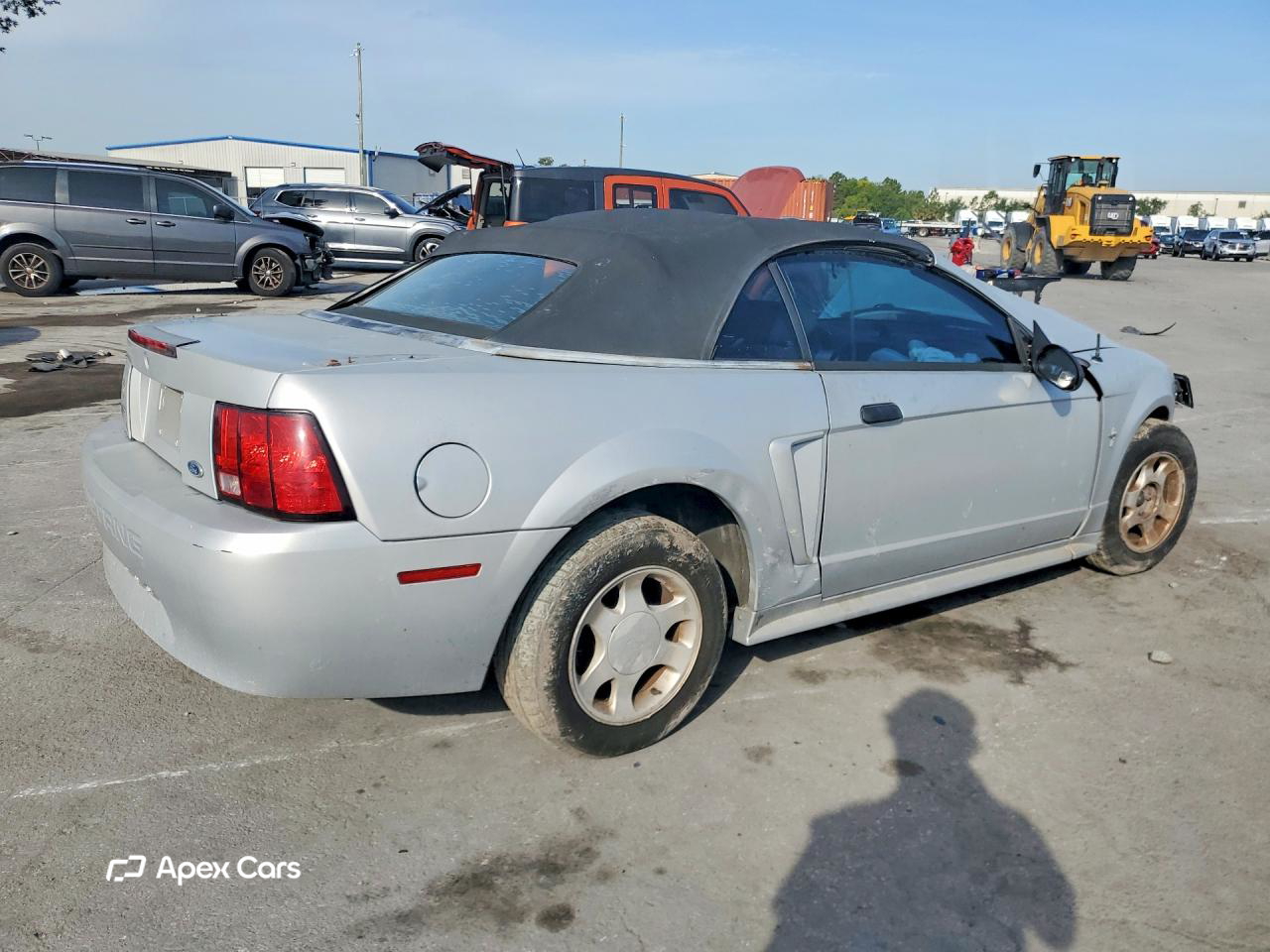 Ford Mustang 2000