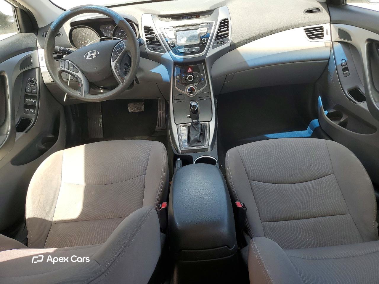 Hyundai Elantra 2016