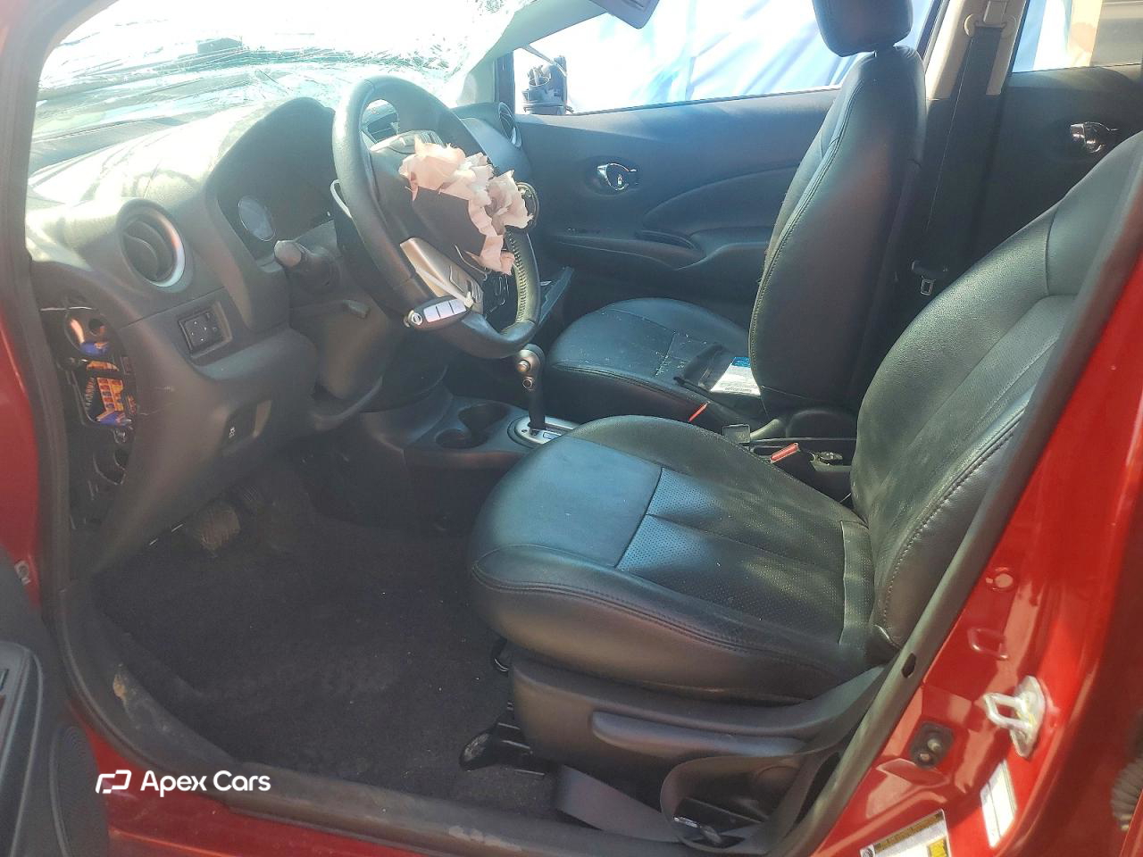 Nissan Versa 2015