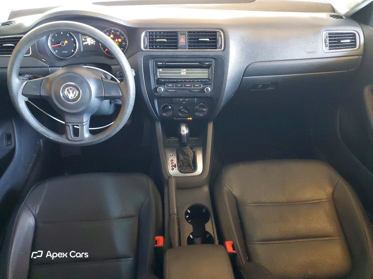 Volkswagen Jetta 2014