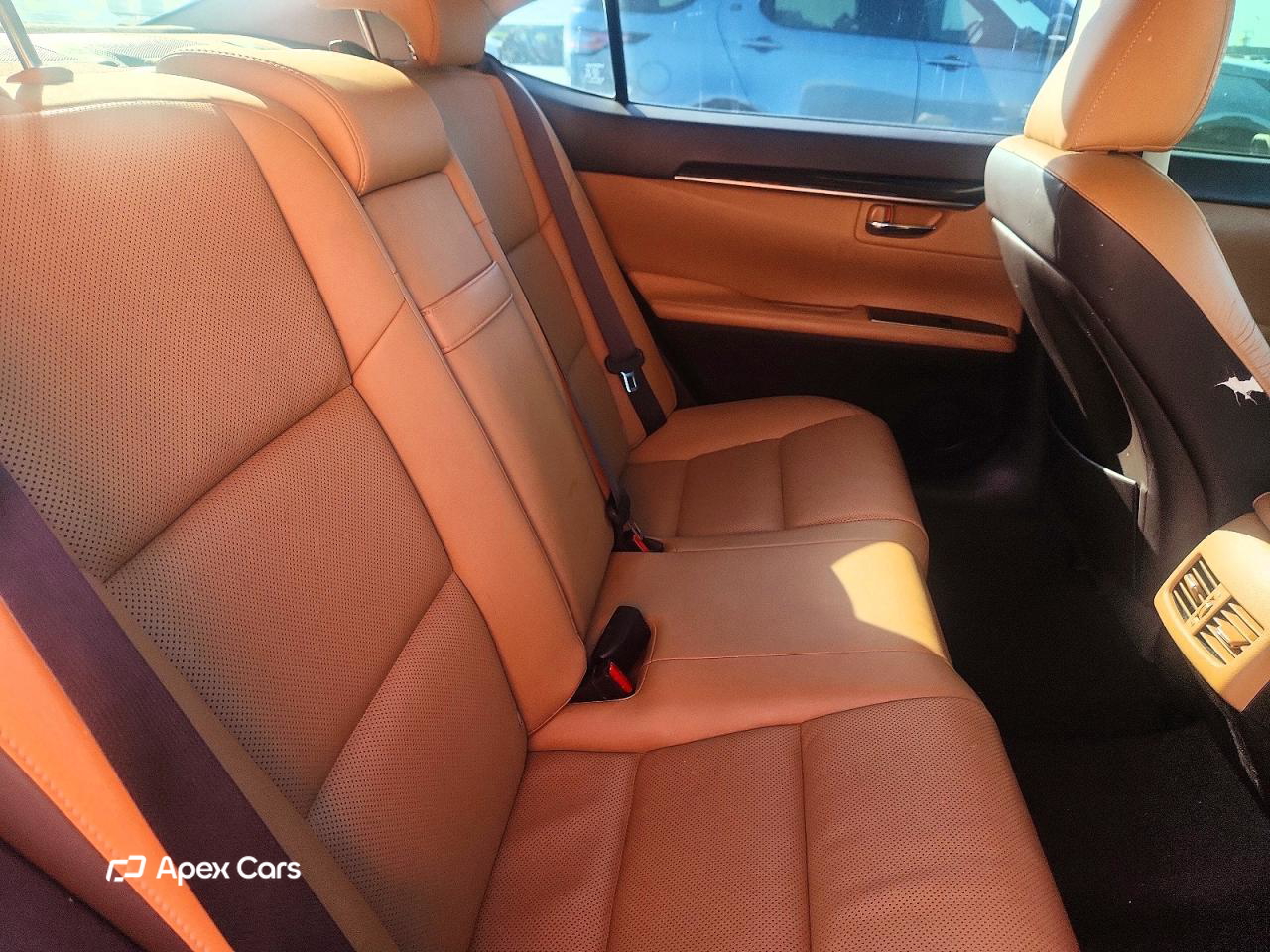 Lexus ES 2016