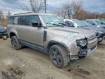 Land Rover Defender 2023