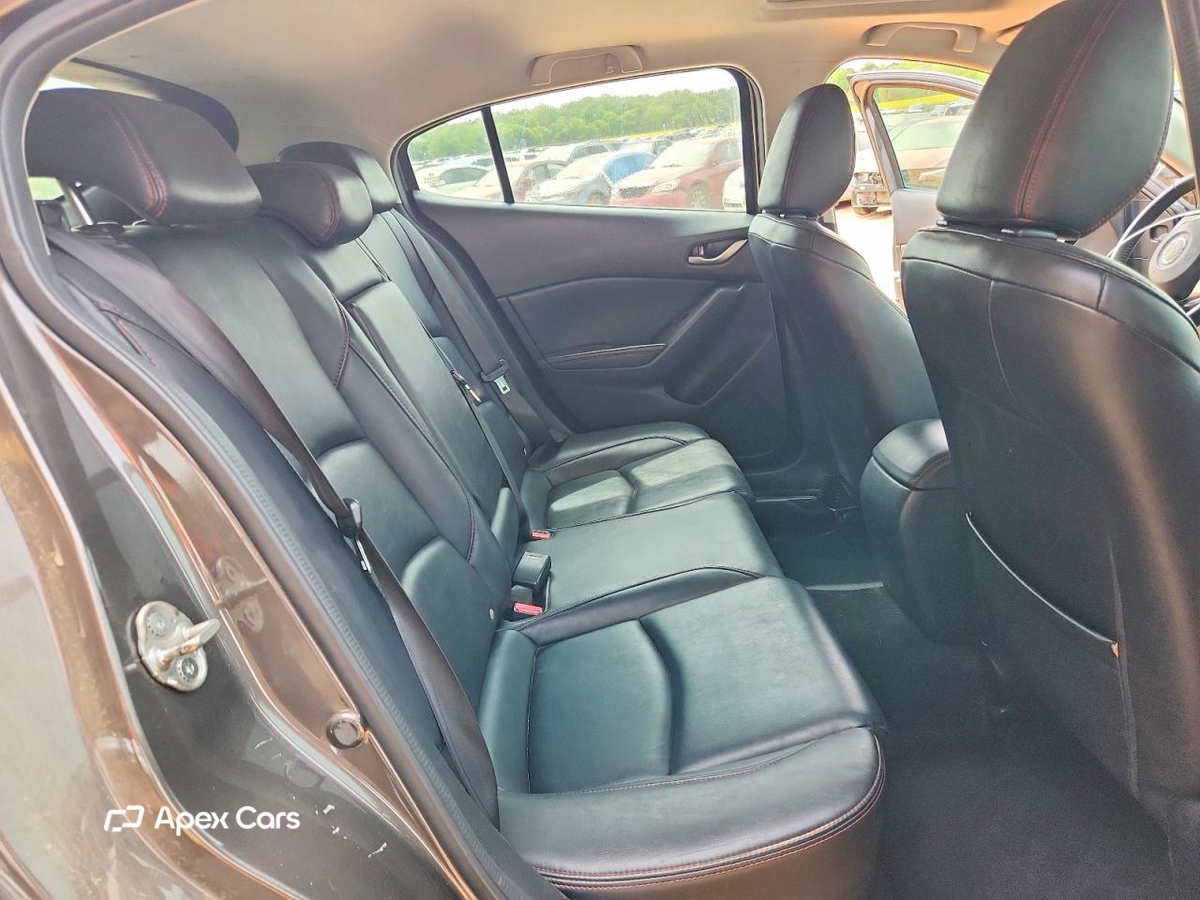 Mazda 3 2016