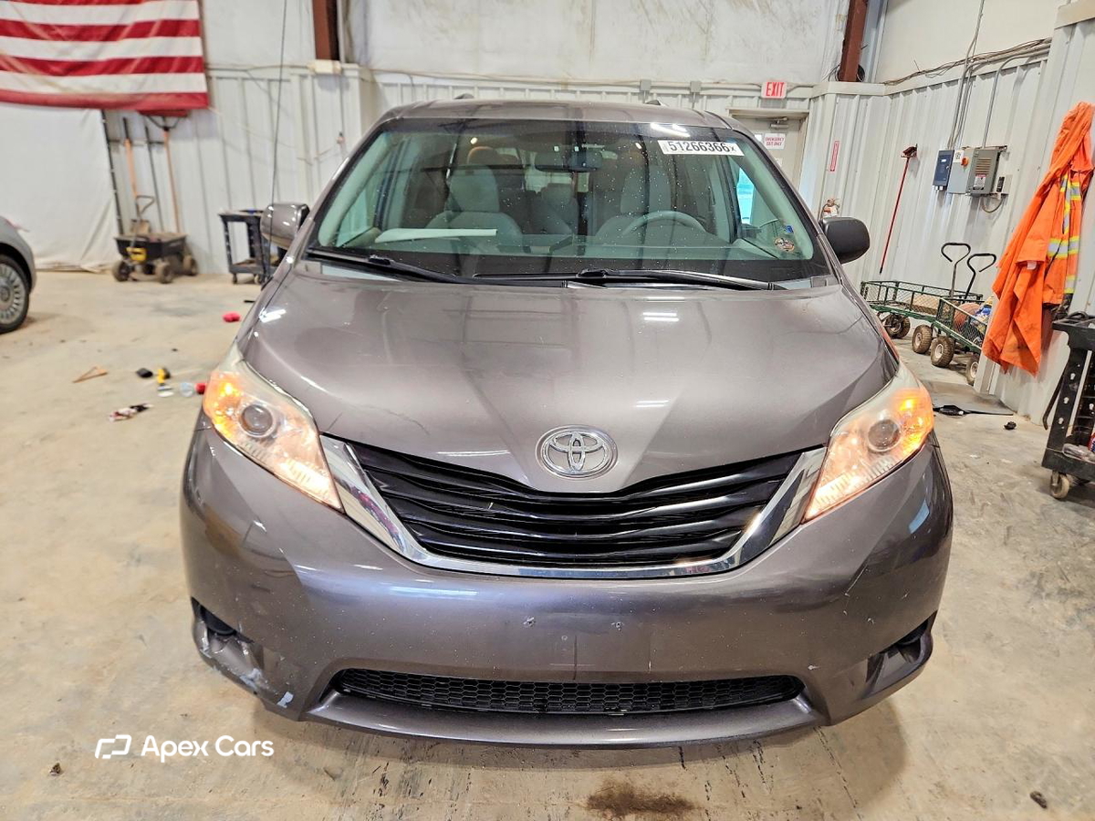Toyota Sienna 2012