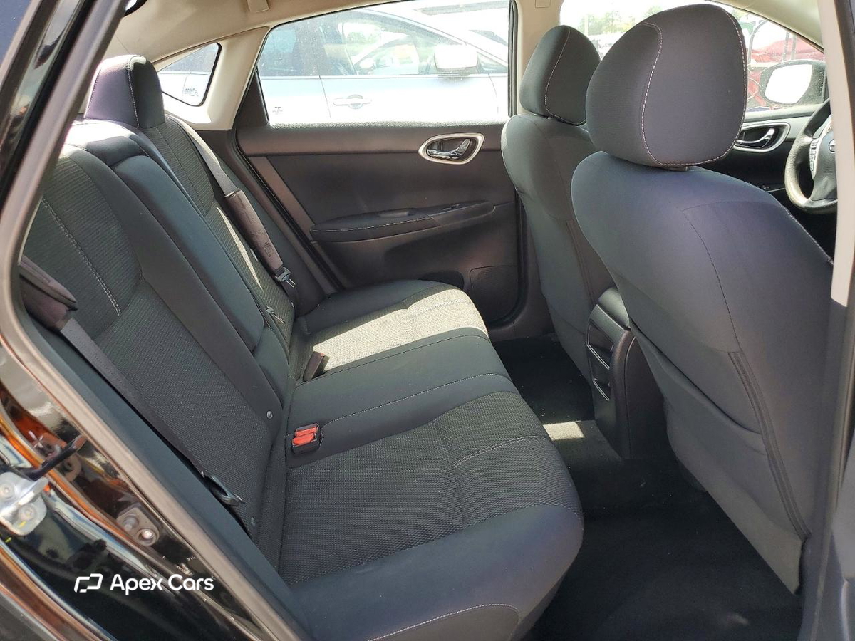 Nissan Sentra 2015