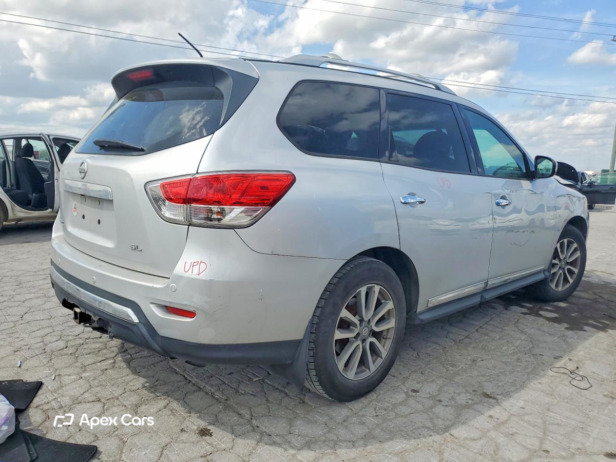 Nissan Pathfinder 2014