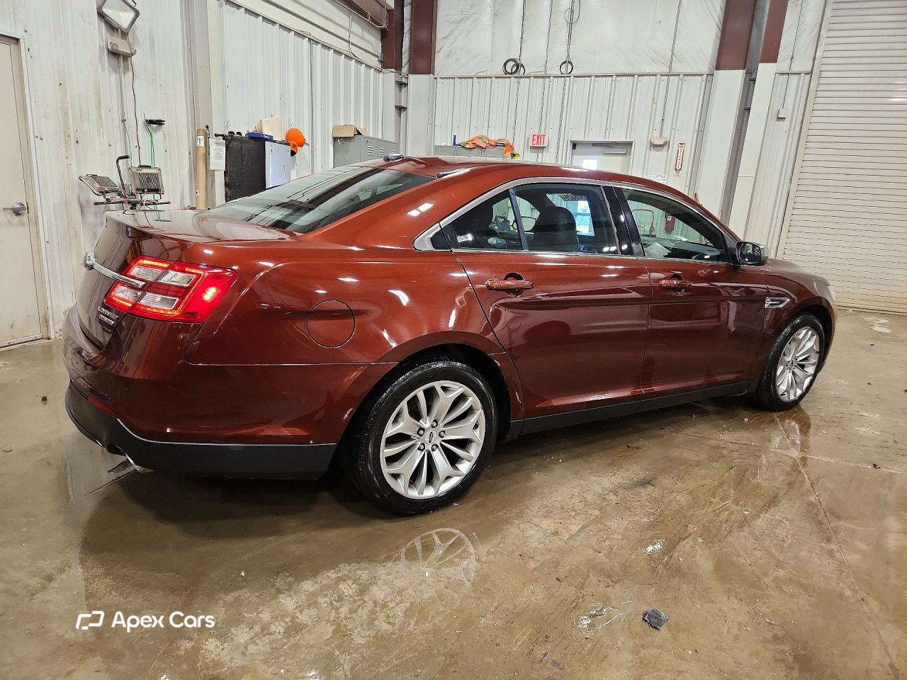 Ford Taurus 2015