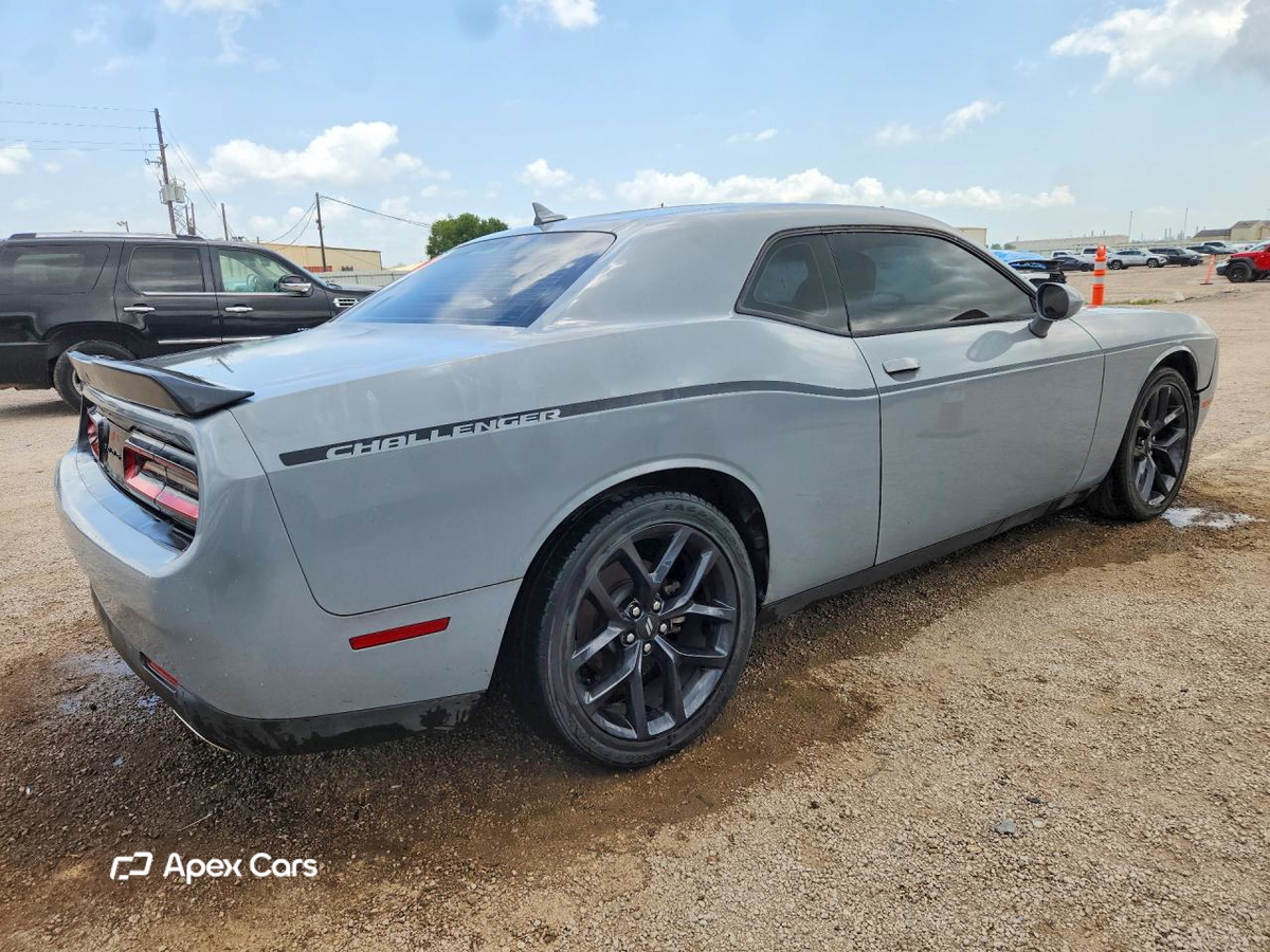 Dodge Challenger 2021