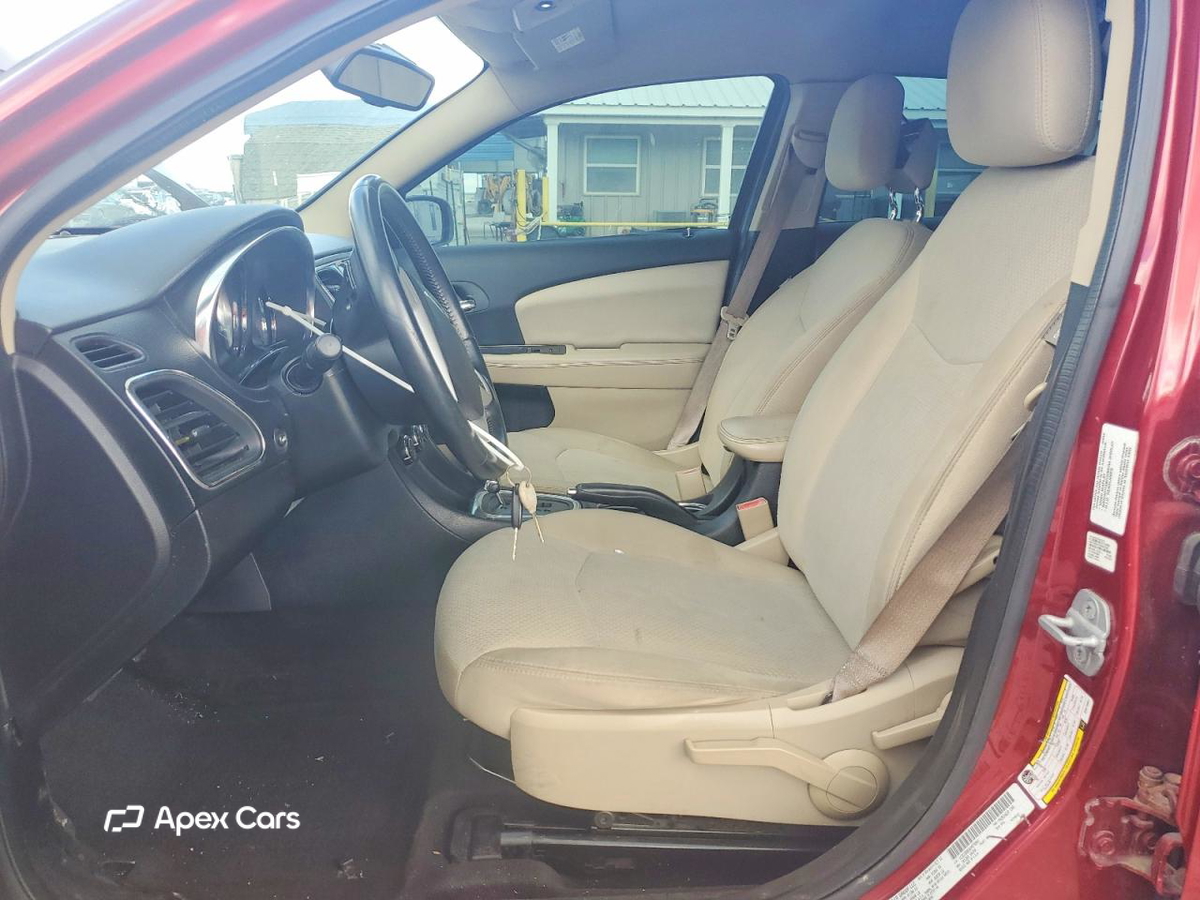 Chrysler 200 2013