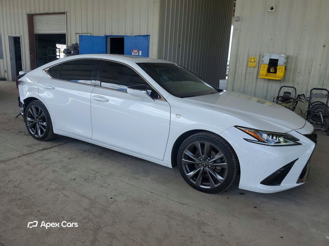 Lexus ES 2021