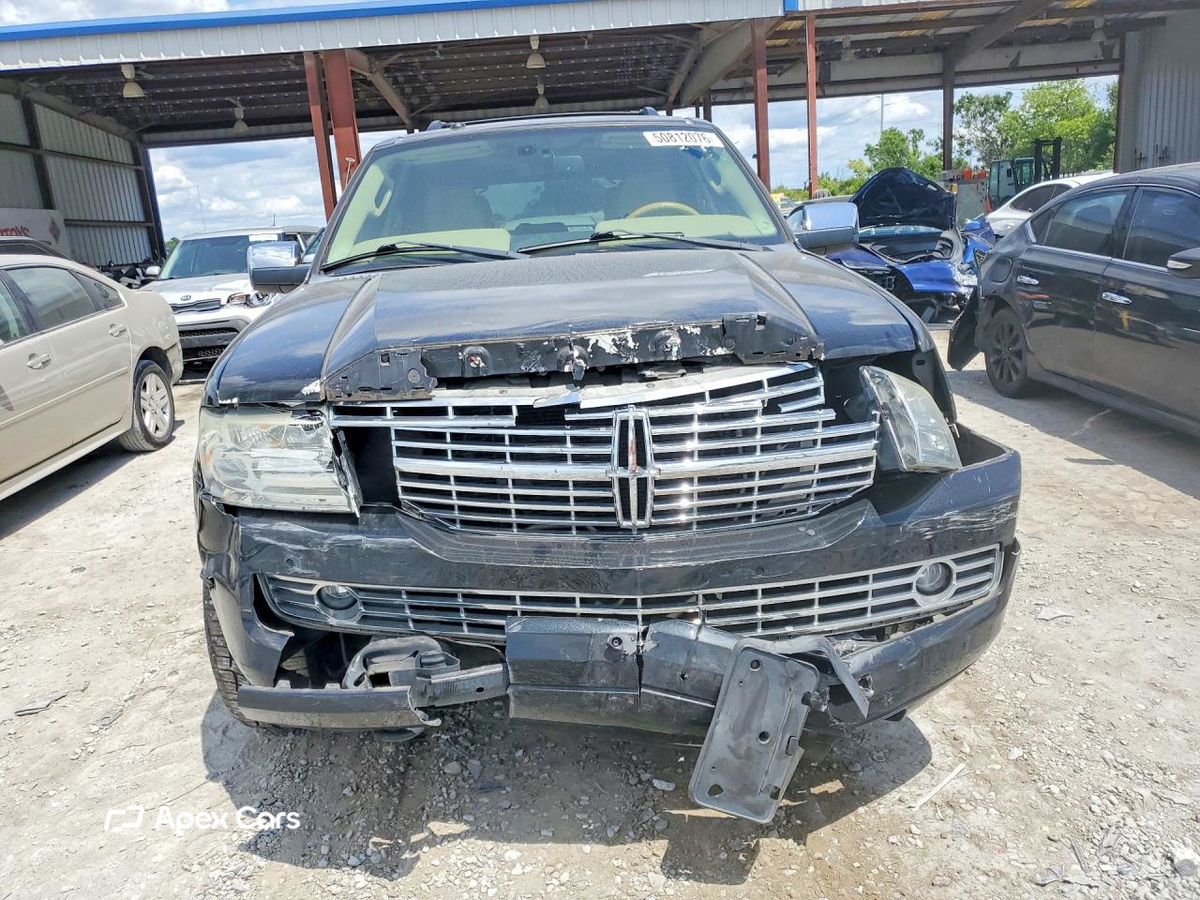 Lincoln Navigator 2010