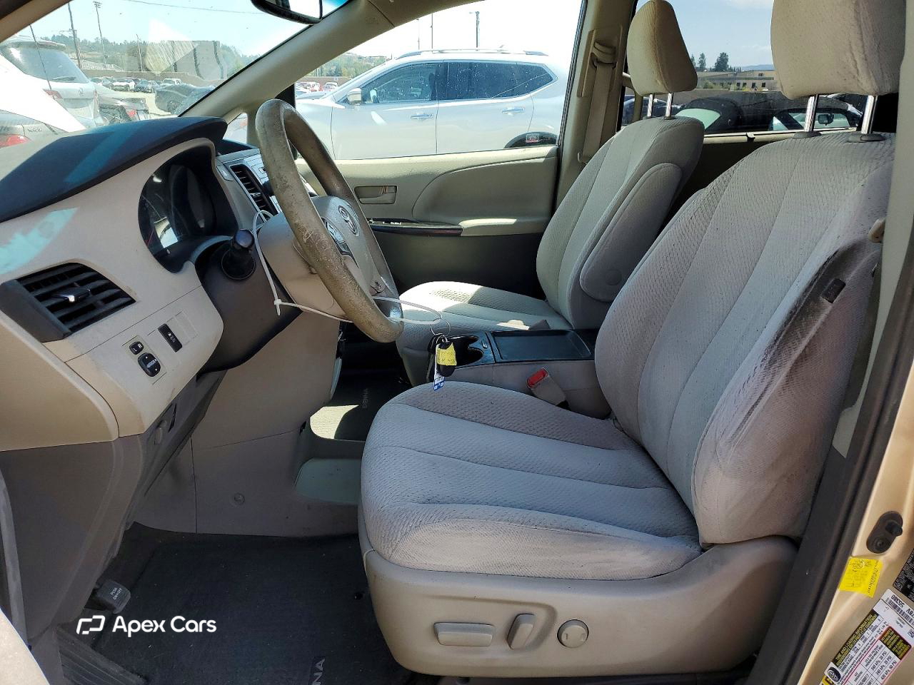 Toyota Sienna 2011