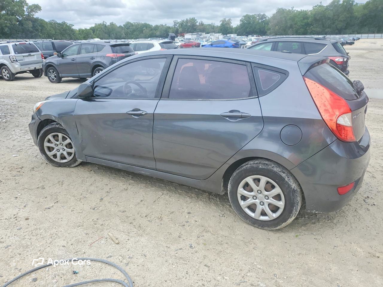 Hyundai Accent 2013