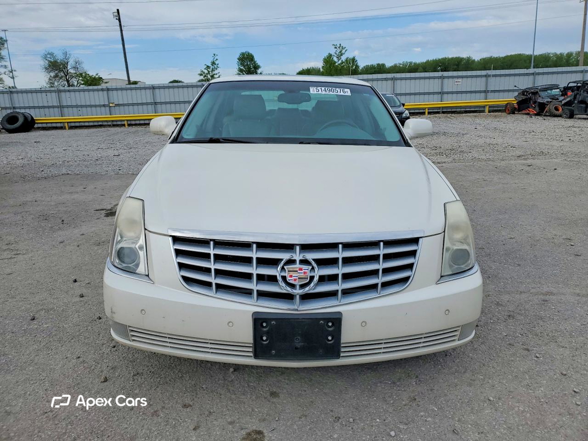 Cadillac DTS 2018