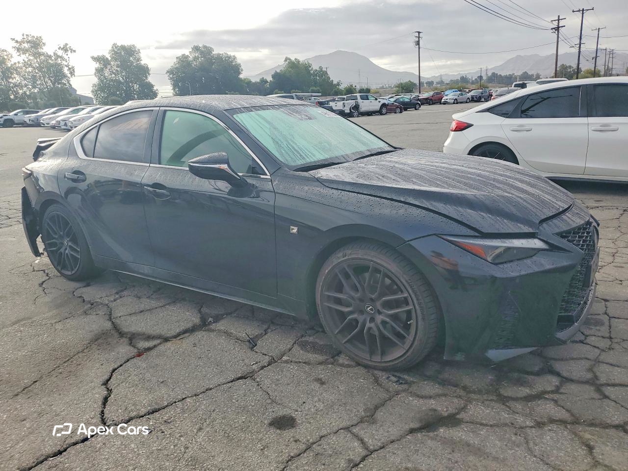 Lexus IS 2021