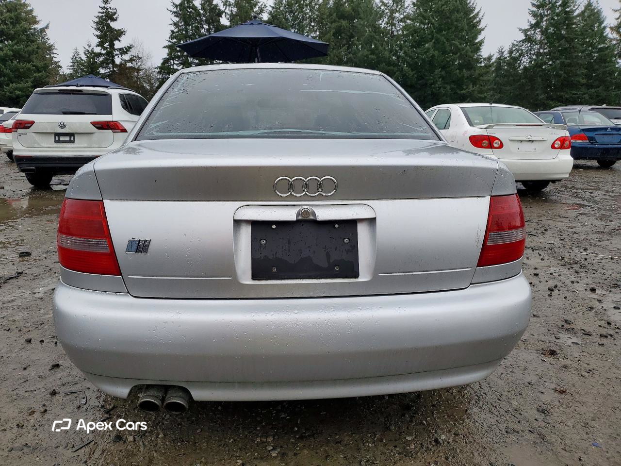 Audi RS4 2000