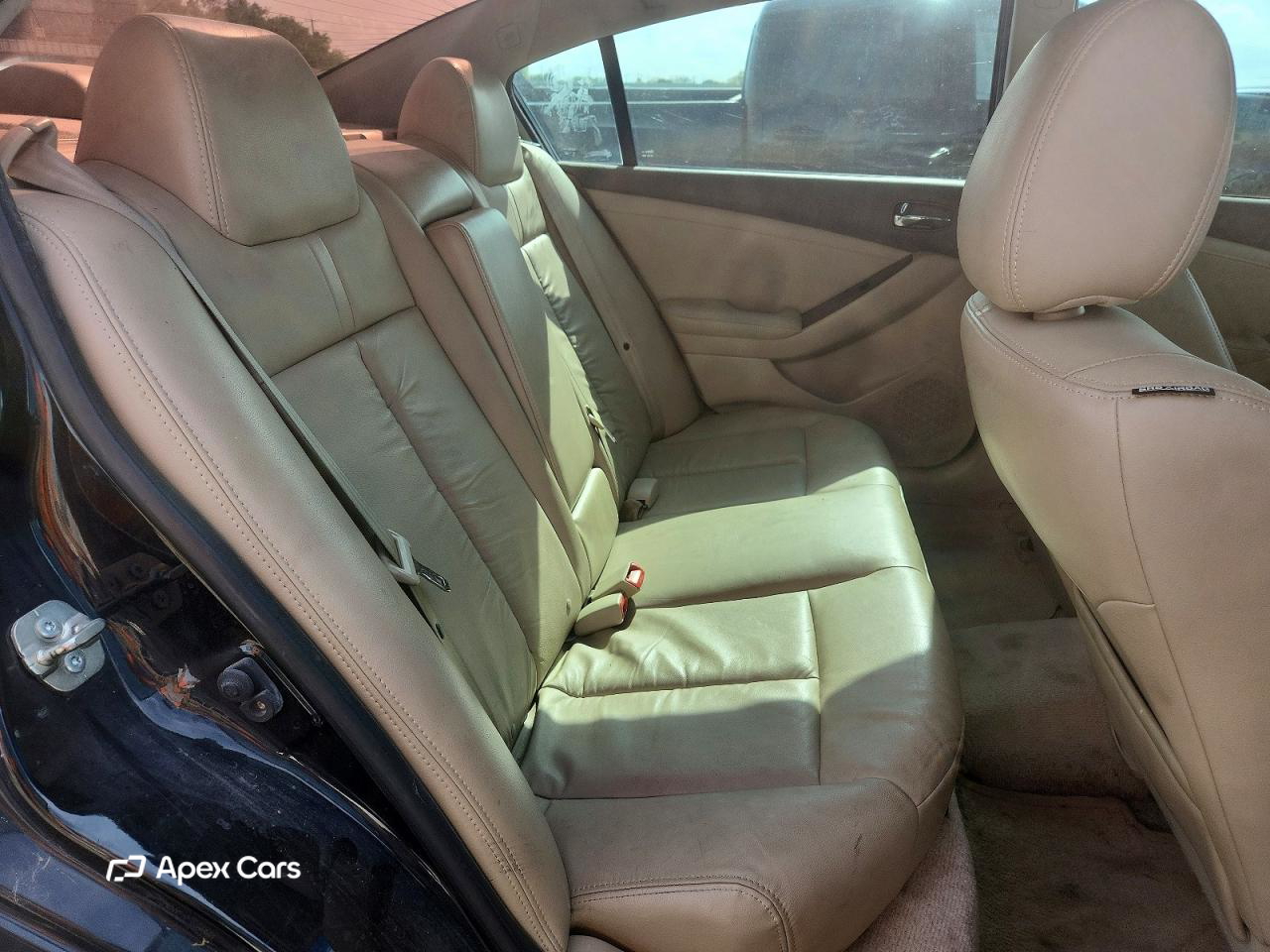 Nissan Altima 2012