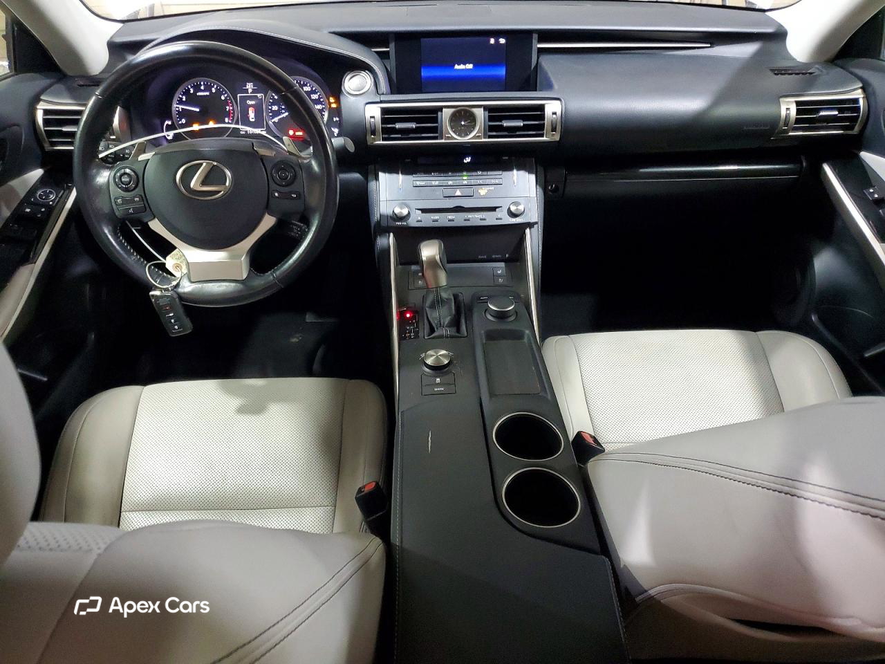 Lexus IS 2016