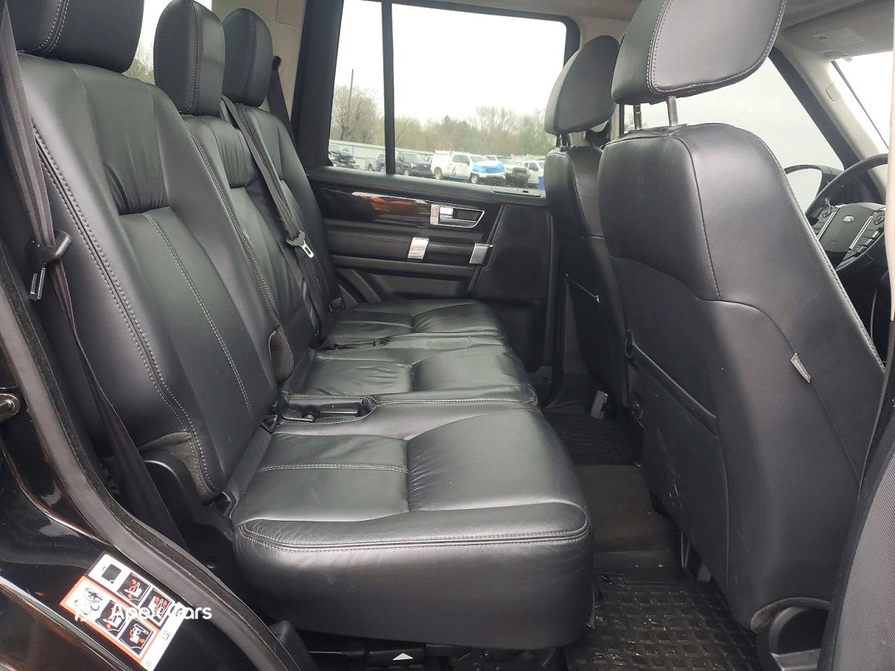 Land Rover LR4 2016