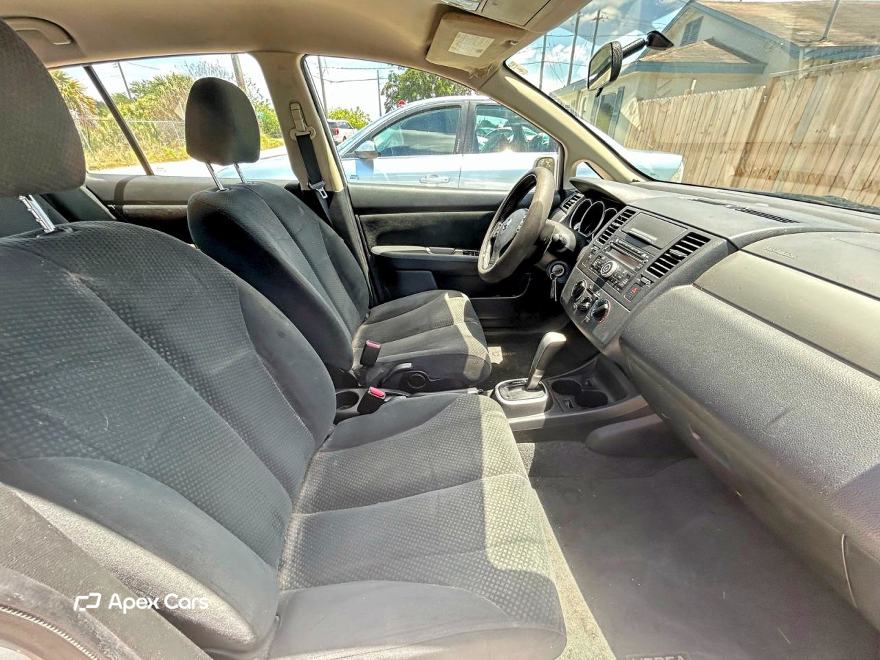 Nissan Versa 2012