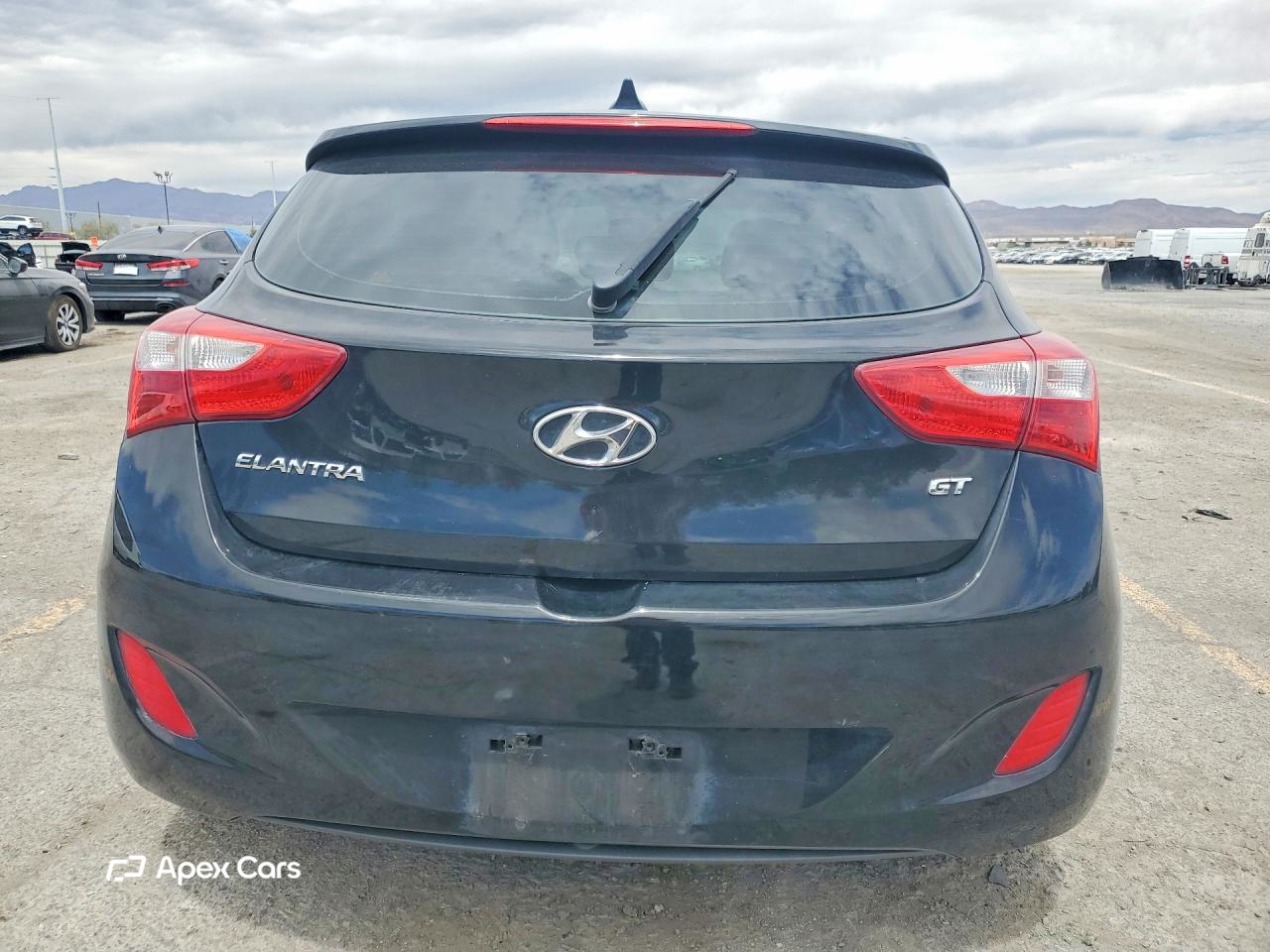 Hyundai Elantra 2013