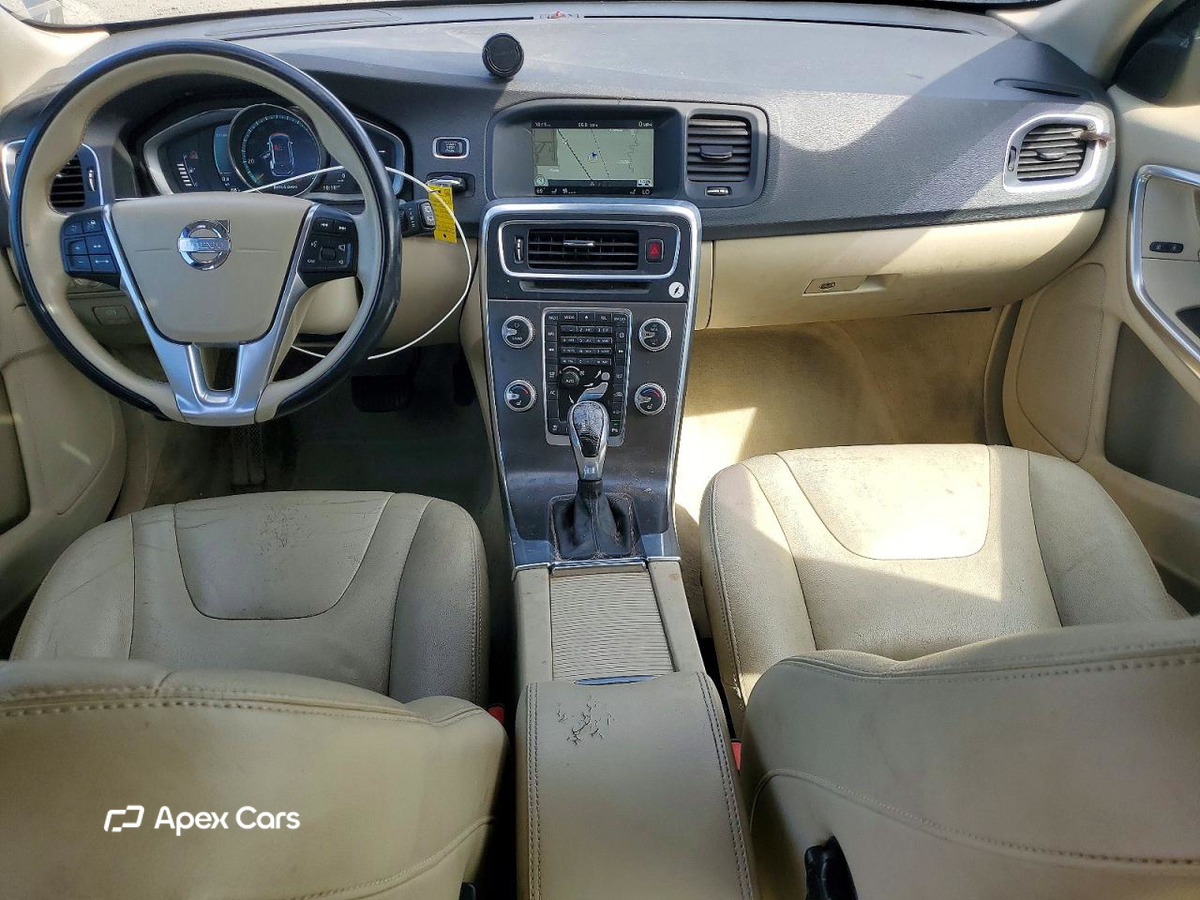 Volvo V60 2015