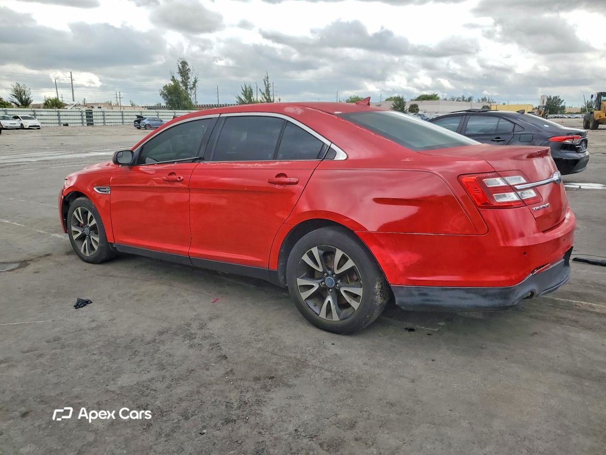Ford Taurus 2015