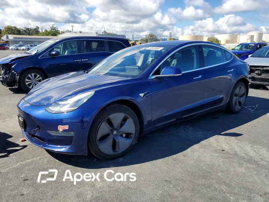 Tesla Model 3 2018 - Image 1 of 12