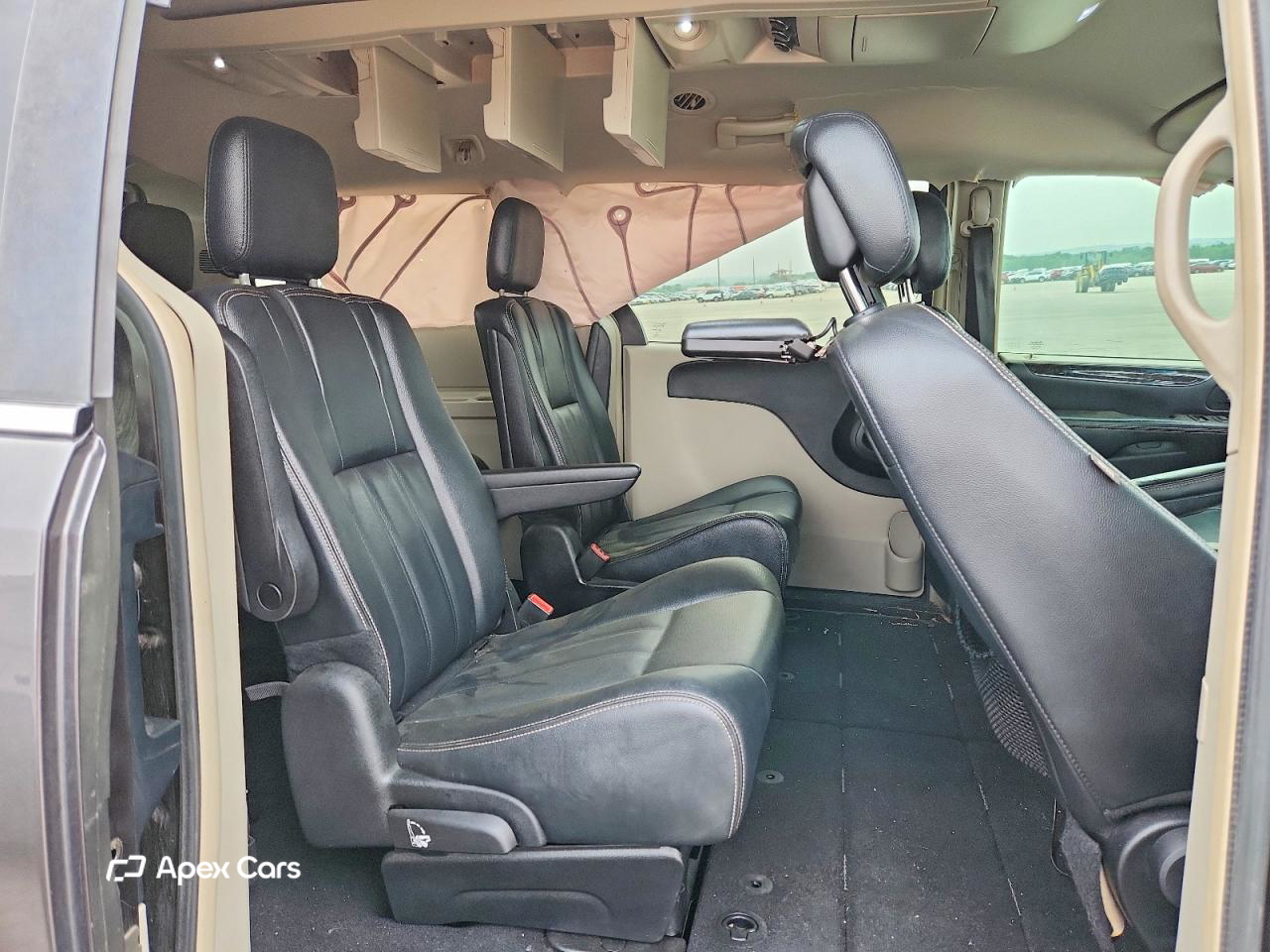 Chrysler Voyager 2016