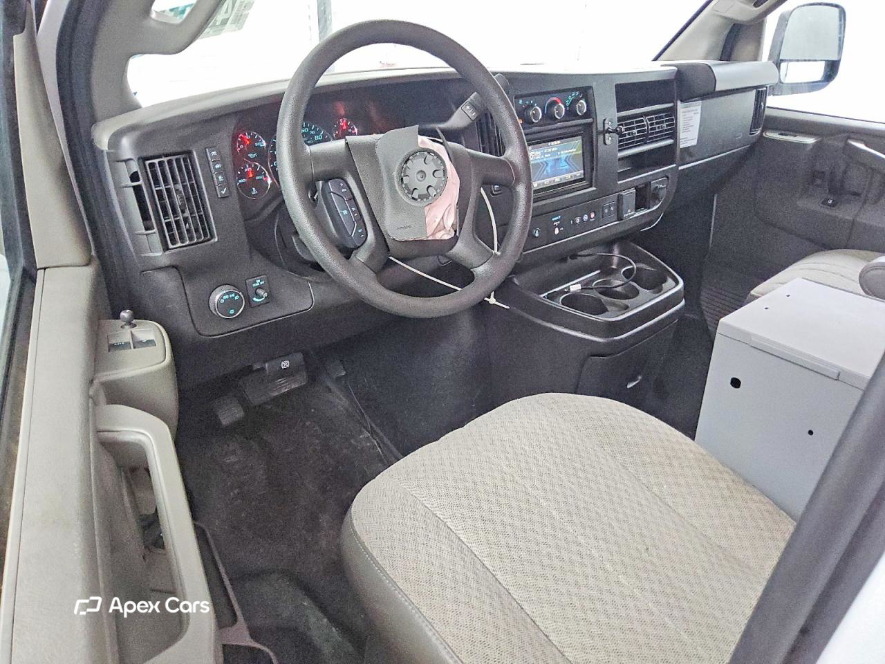 Chevrolet Express 2024