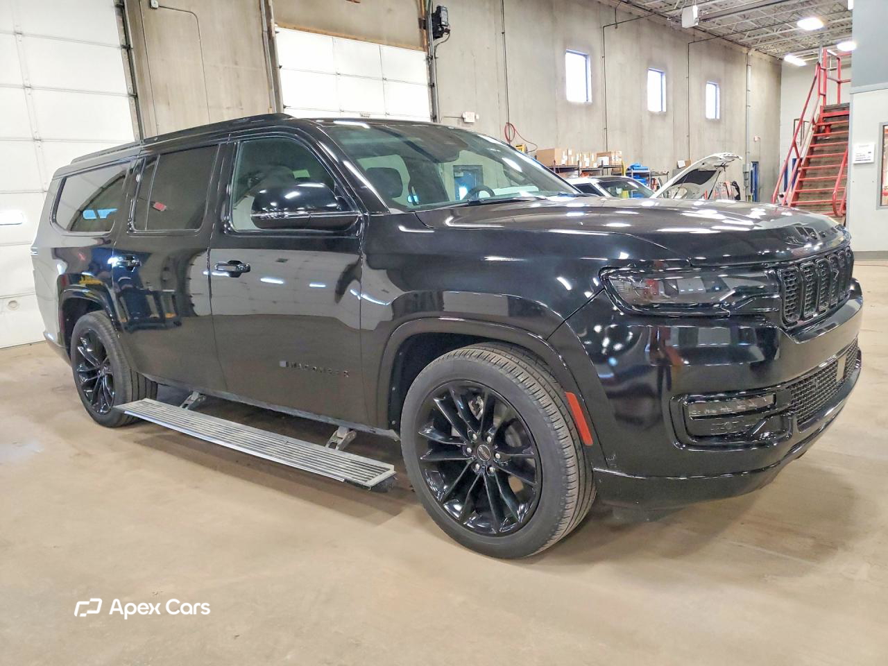 Jeep Grand Wagoneer 2023