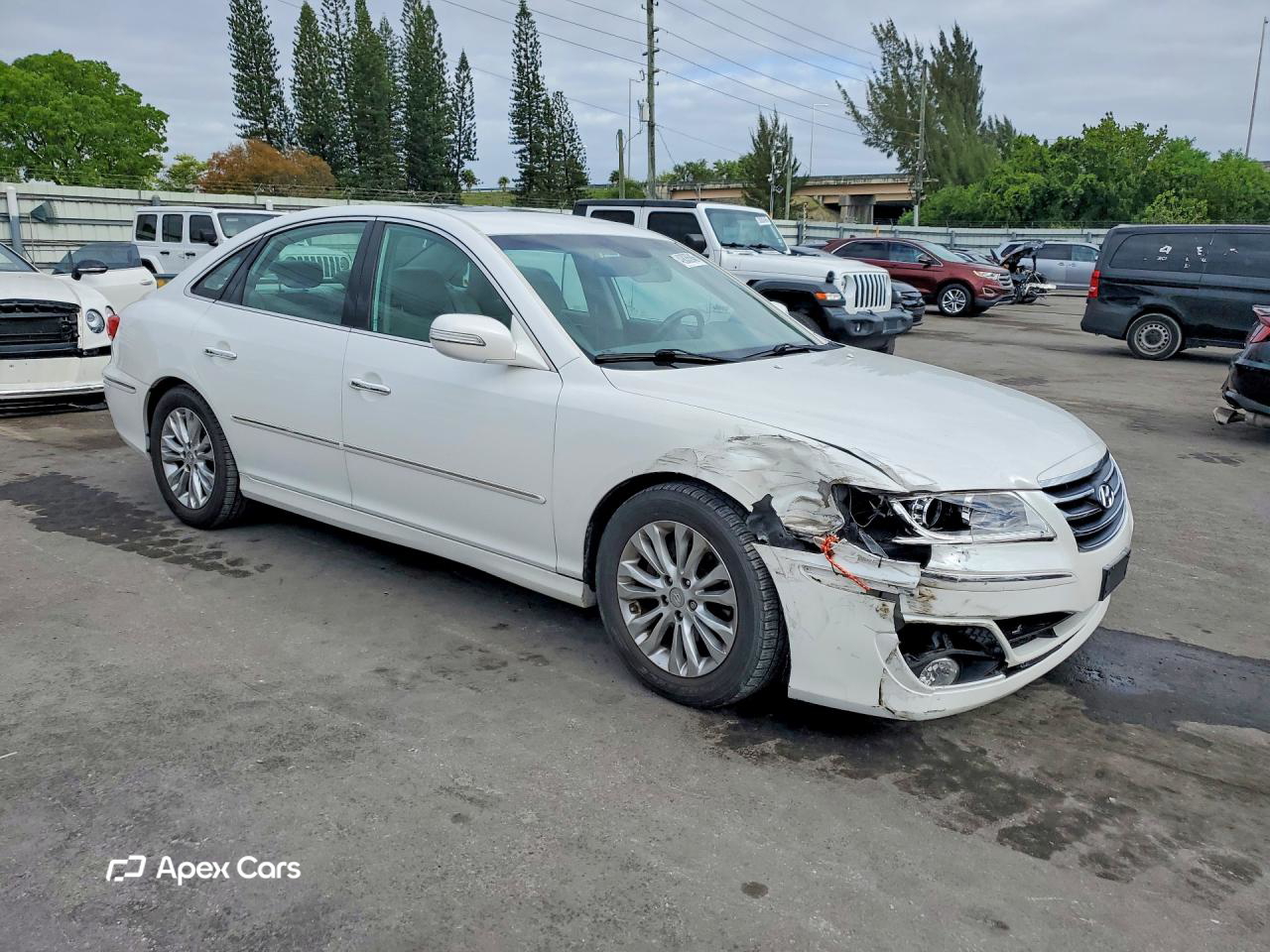 Hyundai Azera 2011