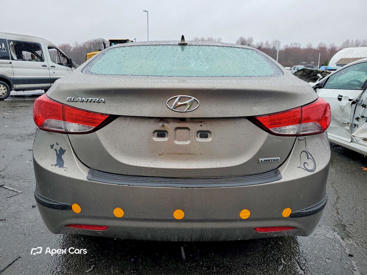 Hyundai Elantra 2013