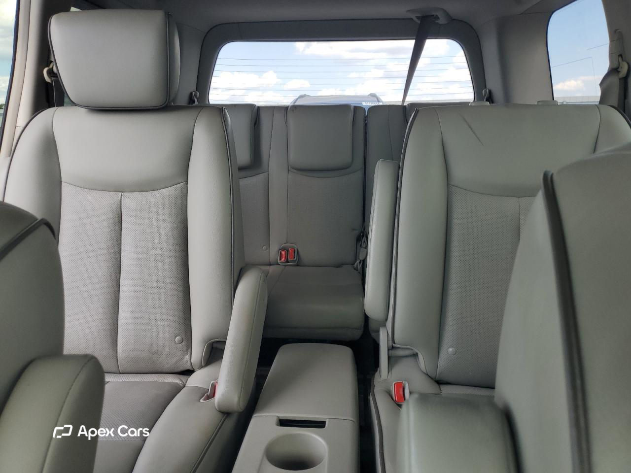 Nissan Quest 2015