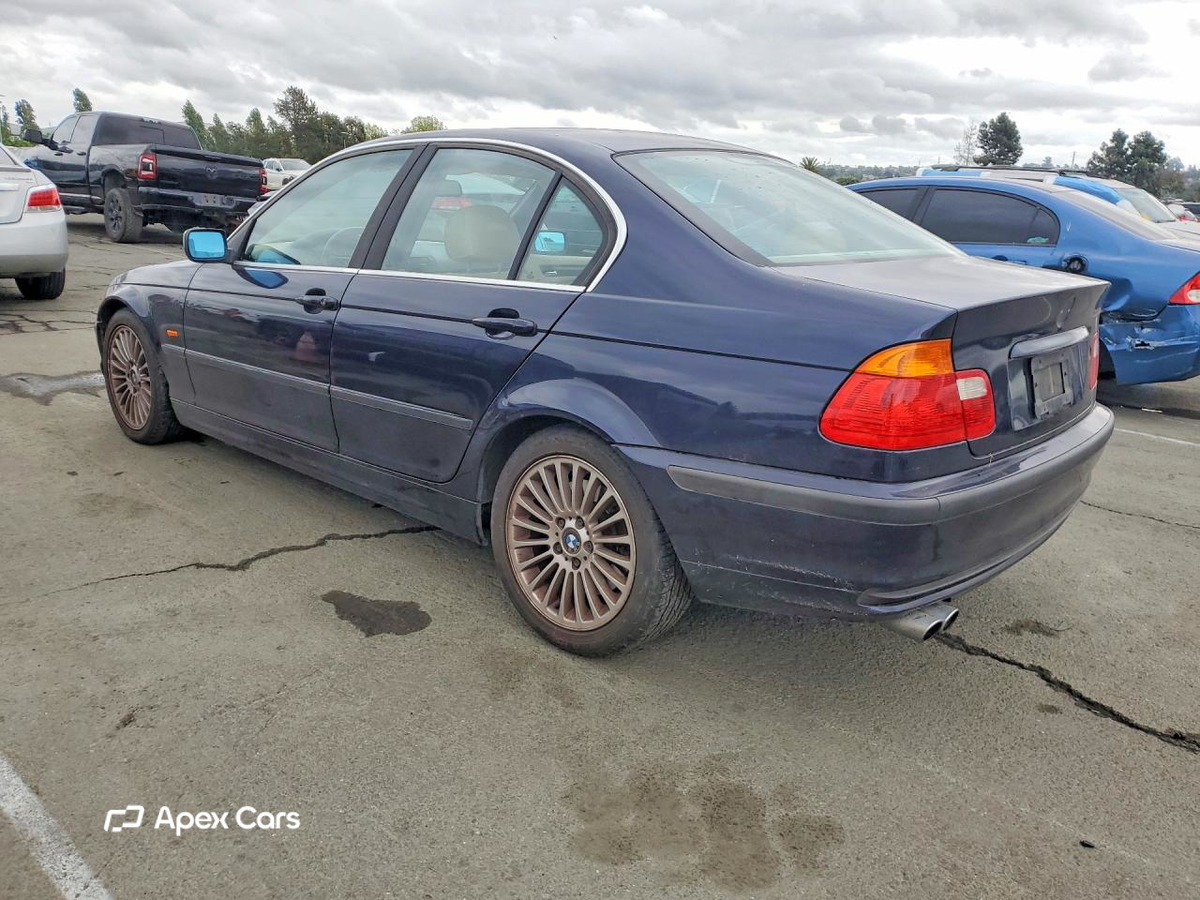 BMW Series 3 2001