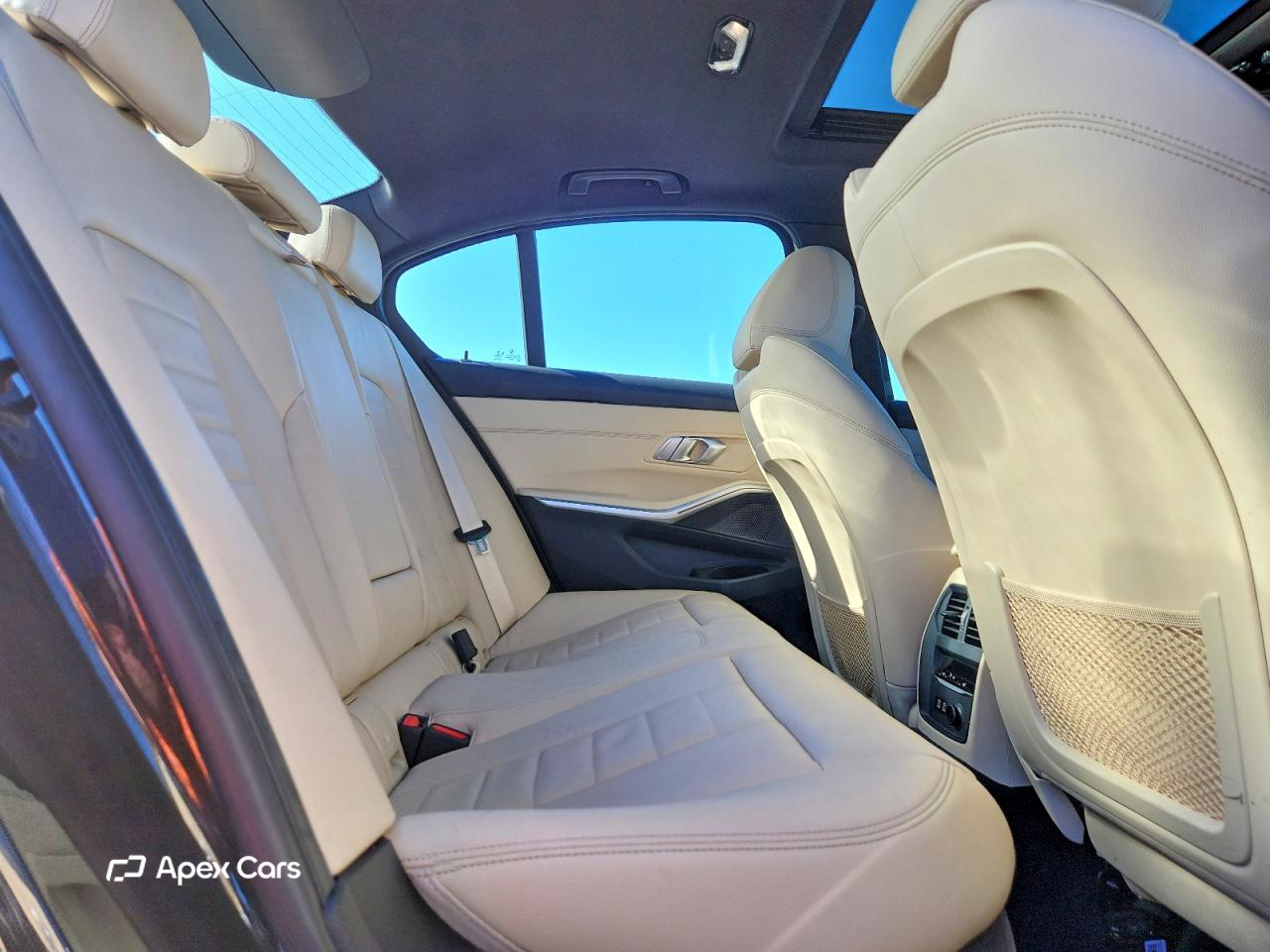 BMW Series 3 2020