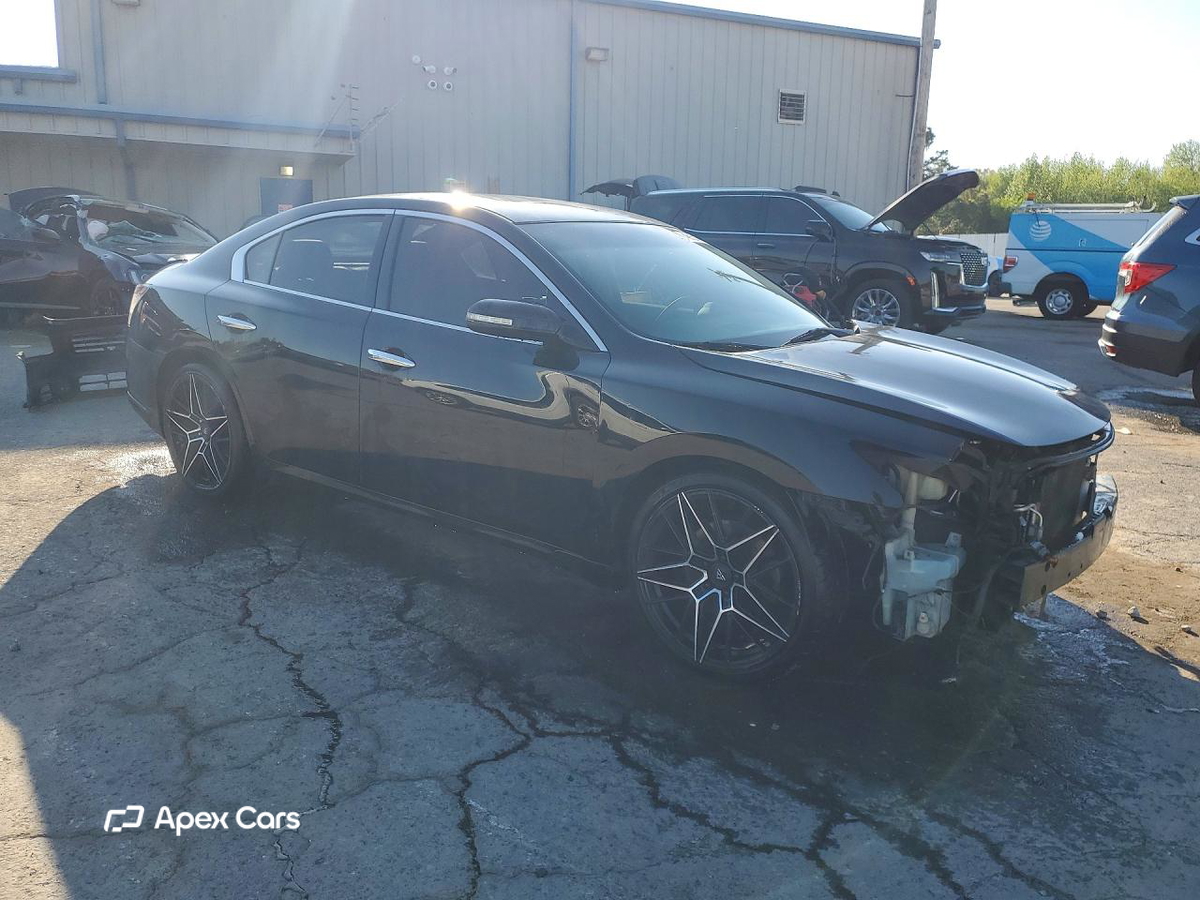 Nissan Maxima 2013
