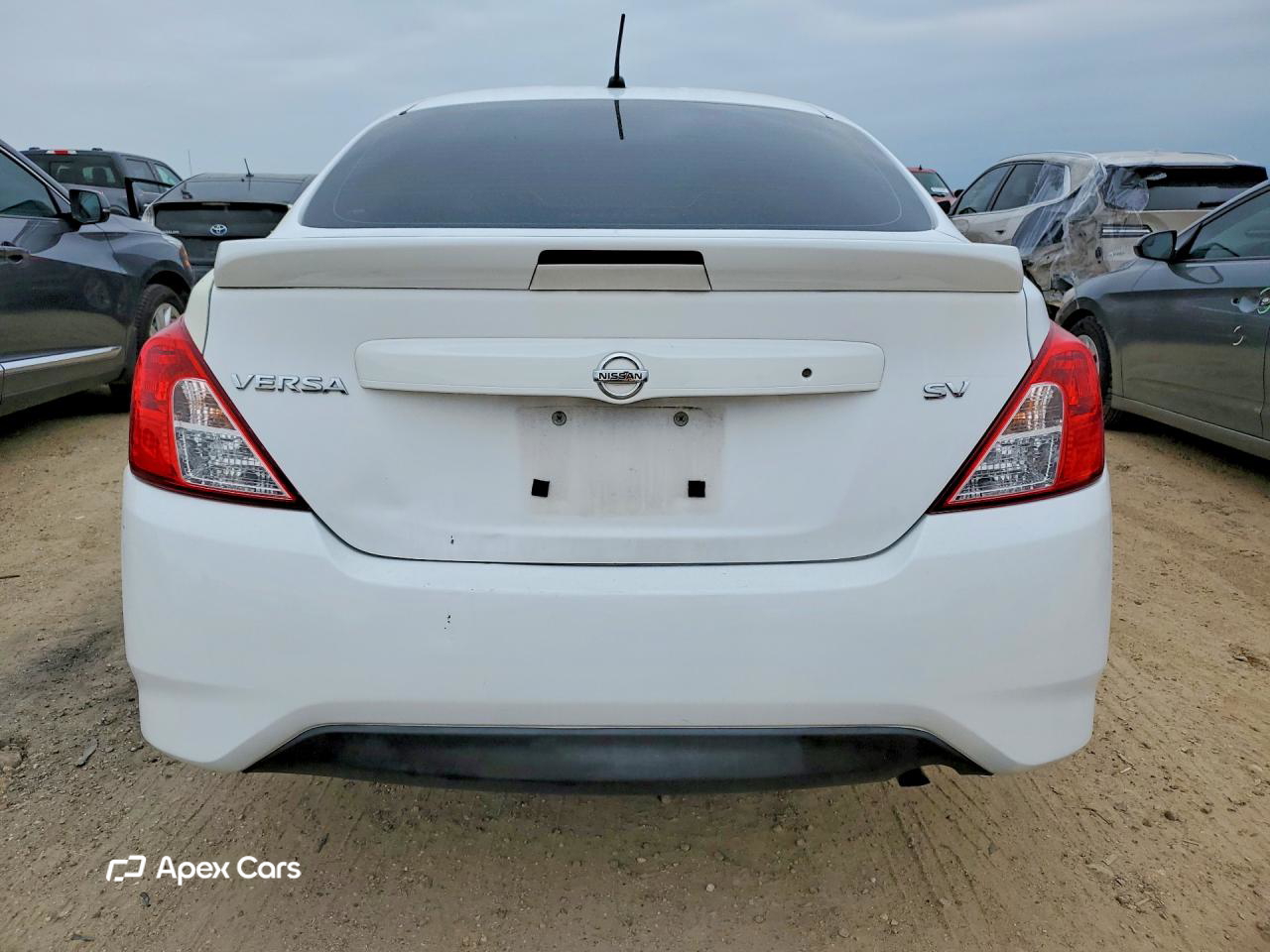 Nissan Versa 2018