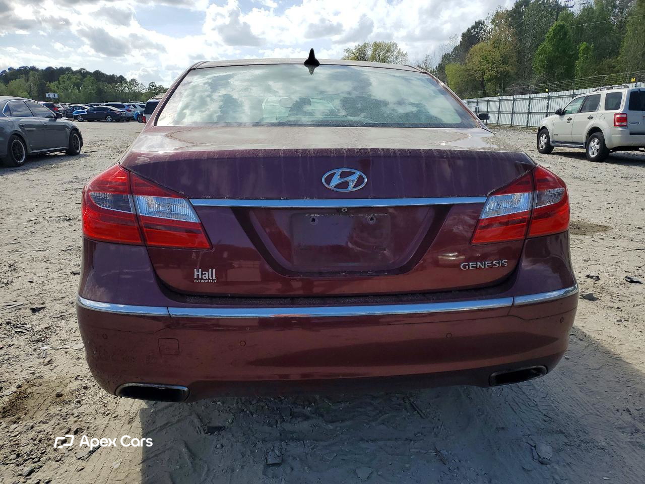 Hyundai Genesis 2012